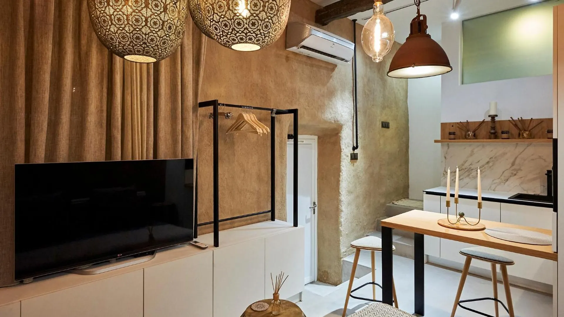 Ethno Seaside Luxury Studio Apartment Burgas Bulgaria
